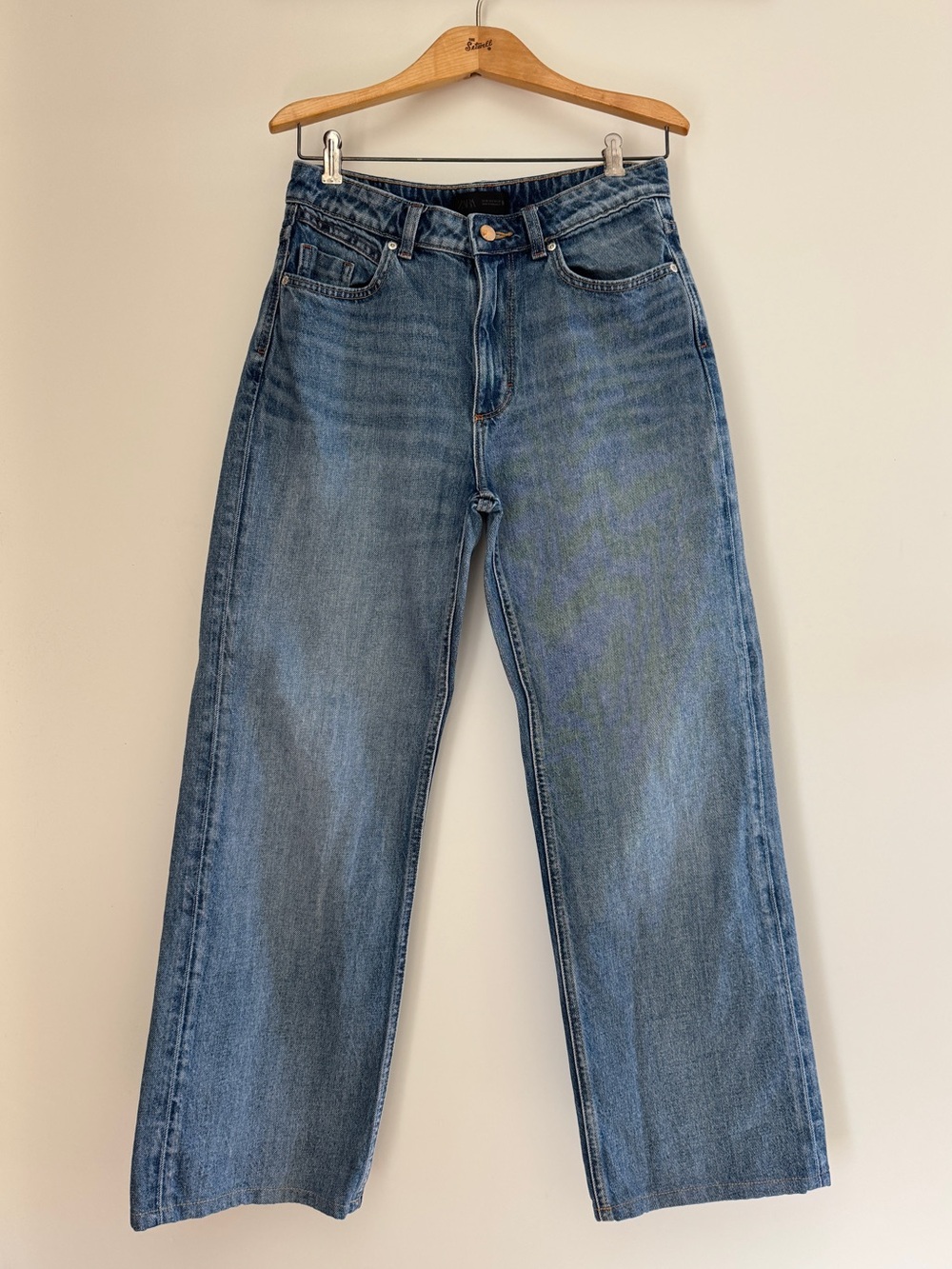 Zara Women’s Straight-Leg Jeans in Medium Blue, Size 6